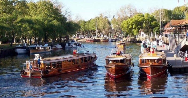 Passeio de barco pelo Rio Tigre para o verão em Buenos Aires