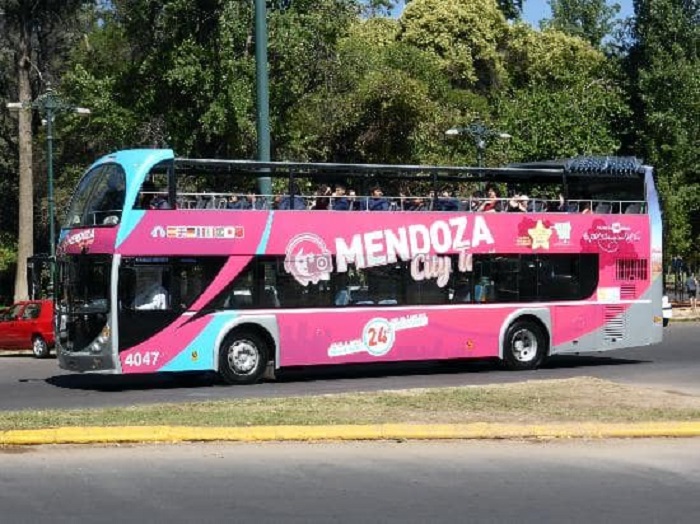 Passeio de ônibus turístico em Mendoza