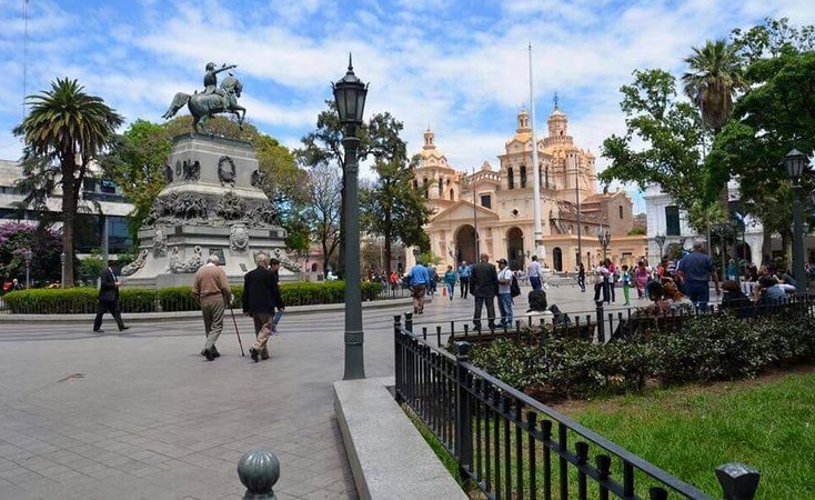 Plaza San Martín para o verão em Córdoba