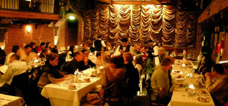 Jantar no Aljibe Tango em Buenos Aires
