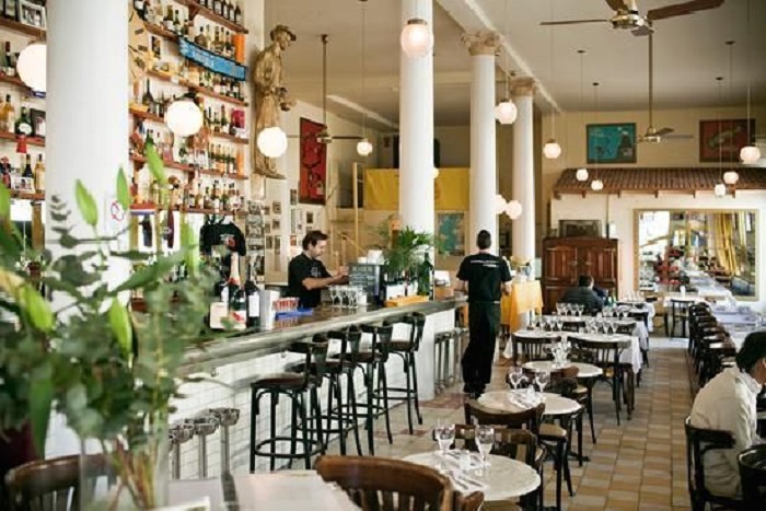 Restaurante de luxo Brasserie Petanque em Buenos Aires 